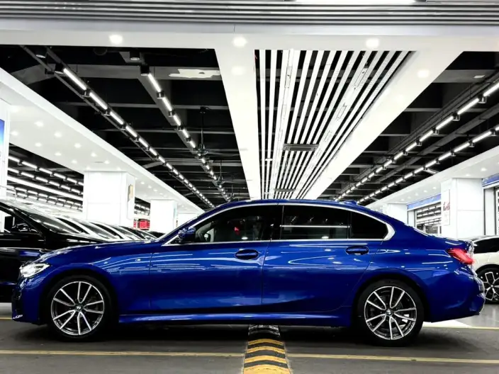 BMW 3 Series 2020 Model 325Li M Sports Set – фото 4