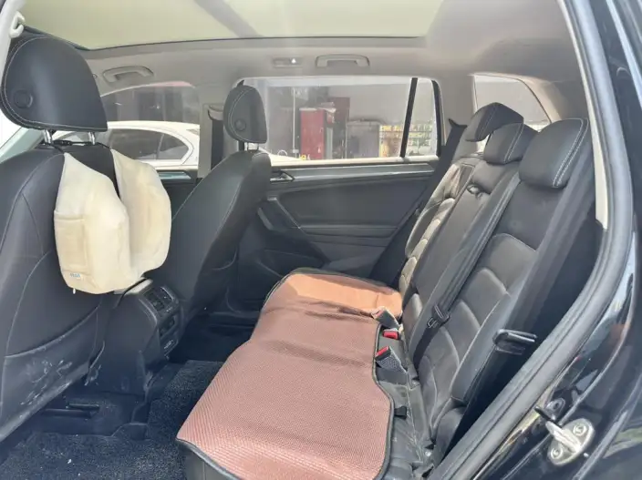 Volkswagen Tiguan L 2021 Model 330TSI Automatic 2WD R-Line Enjoy the version more – фото 9