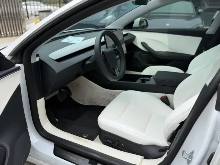 Model 3 2025 Model Rear-wheel drive version – фото 8