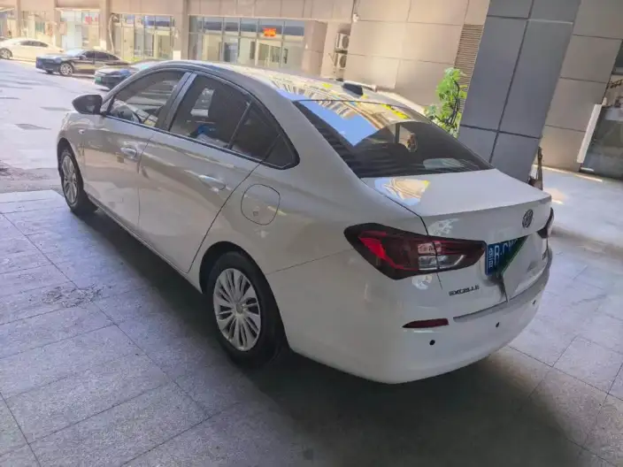 Excelle 2020 Model 15N CVT Elite Model – фото 4
