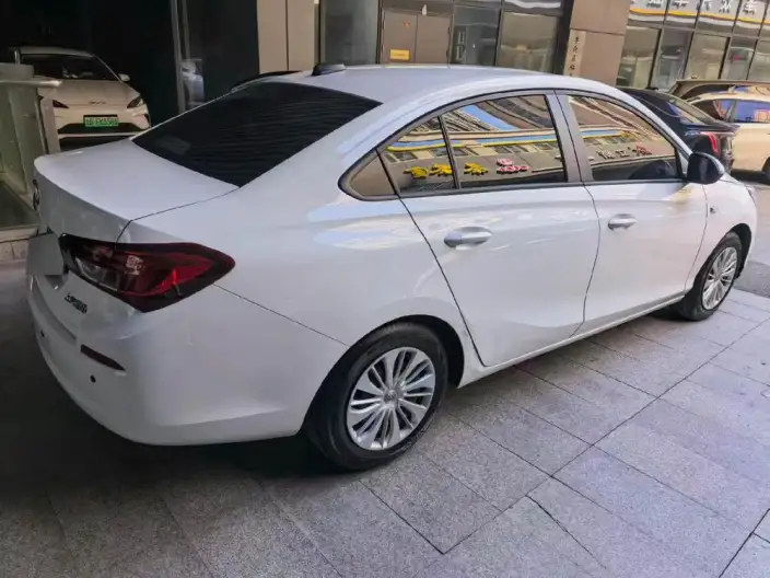 Excelle 2020 Model 15N CVT Elite Model – фото 6