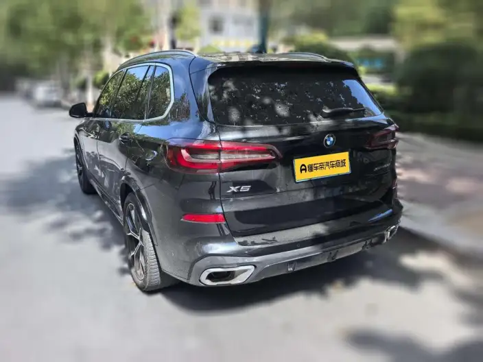 BMW X5 2022 Model Facelift xDrive 40Li M Sports Set – фото 4