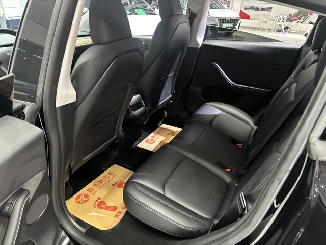 Tesla Model Y 2022 Facelift RWD – фото 9