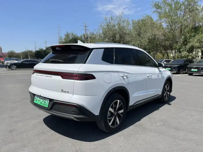 BYD Song Pro DM 2024 Model DM-i Honor Edition 71km Leading Model – фото 6