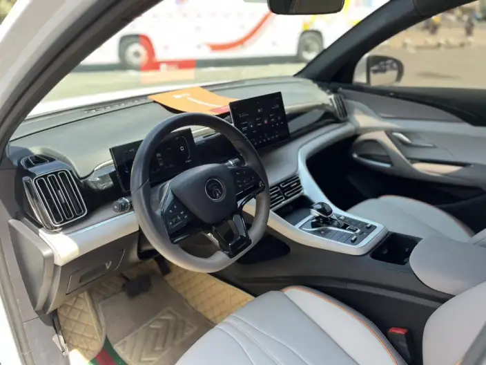 BYD Song Pro DM 2024 Model DM-i Honor Edition 71km Leading Model – фото 8