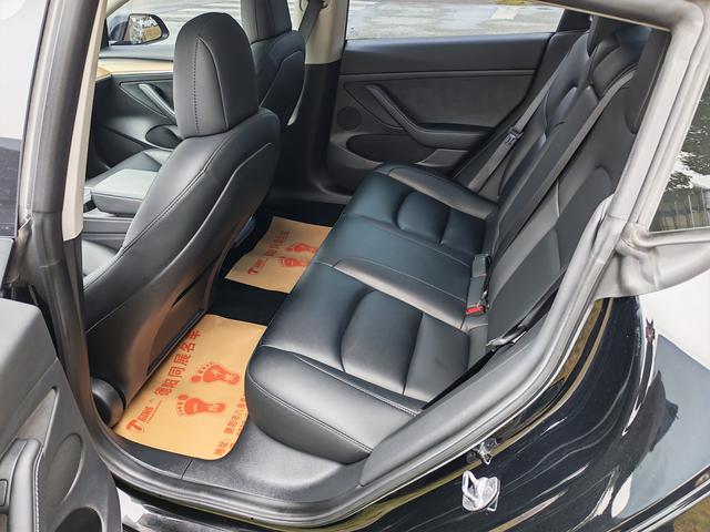 Tesla Model 3 2022 RWD – фото 9