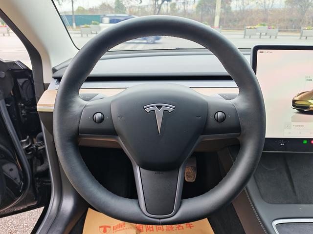 Tesla Model 3 2022 RWD – фото 12