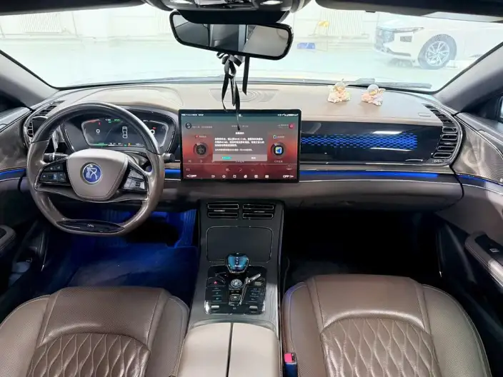 BYD Han DM 2020 Model DM 4WD performance version Noble Model – фото 7