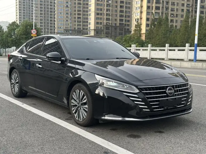 Nissan Teana 2022 Model 2.0L XL-Upr Premium Edition – фото 3