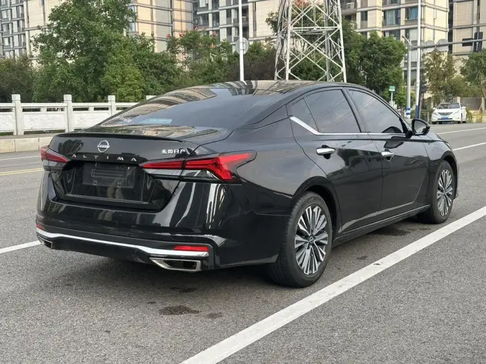 Nissan Teana 2022 Model 2.0L XL-Upr Premium Edition – фото 6