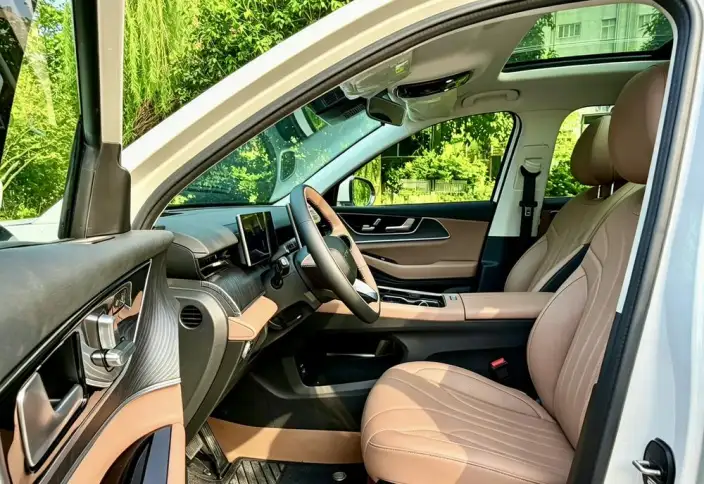 Chery Tiggo 8L 2024 Model 2.0T Automatic Premium Edition – фото 10
