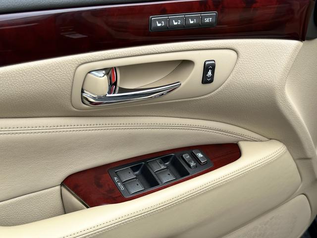 Lexus LS 2010 модификация 460L Premium Edition – фото 14