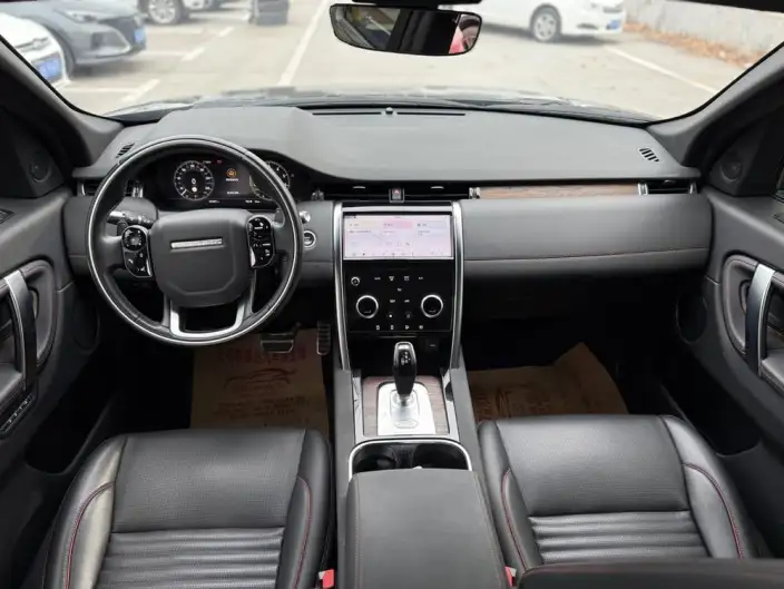 Land Rover Discovery Sport PHEV 2020 Model P300e Performance Technology Edition – фото 7