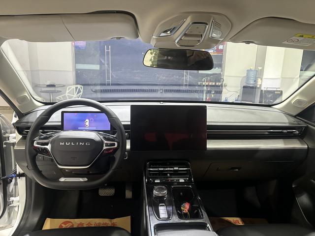 Wuling Starlight PHEV 2023 150 Advanced – фото 10