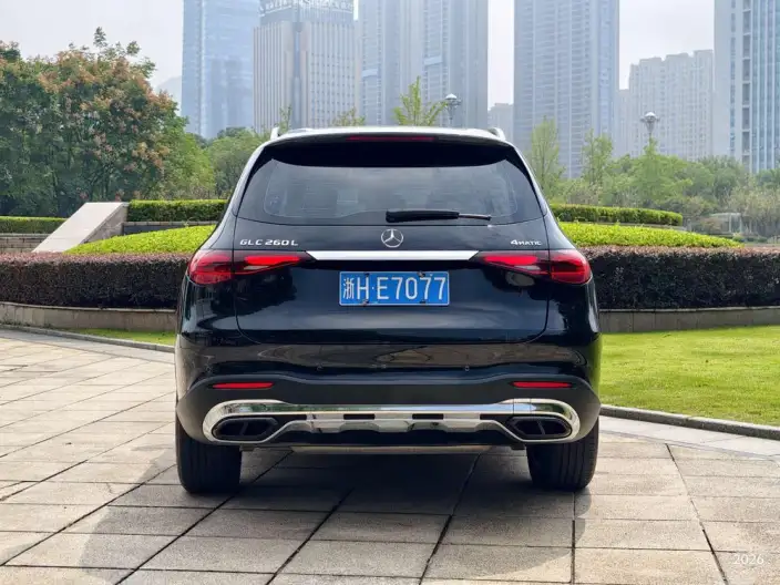 Mercedes-Benz GLC 2024 Model Facelift GLC 260 L 4MATIC Luxury Model 5 seat – фото 5