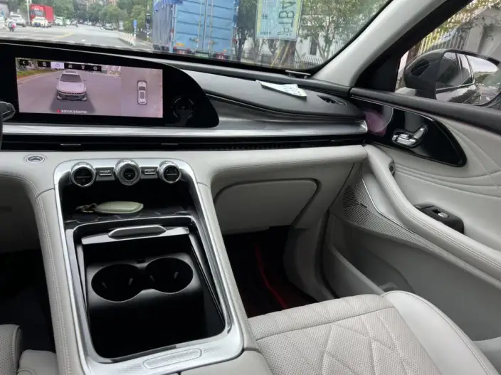 EXEED Yaoguang 2023 Model 400T 4WD Luxury Edition – фото 6