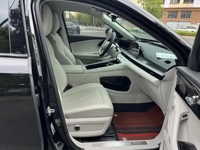 EXEED Yaoguang 2023 Model 400T 4WD Luxury Edition – фото 8