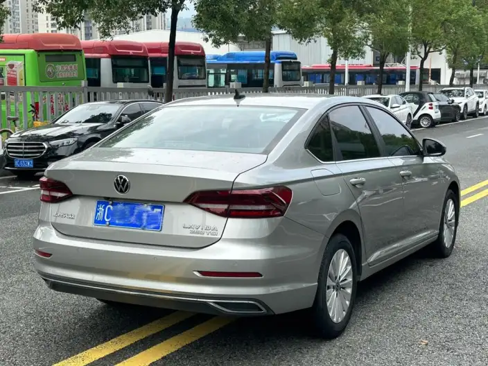 Volkswagen Lavida 2021 Model 280TSI DSG Comfort Edition – фото 6