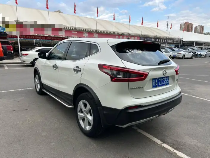 Nissan Qashqai 2022 Model 2.0L XV Smart Edition – фото 4