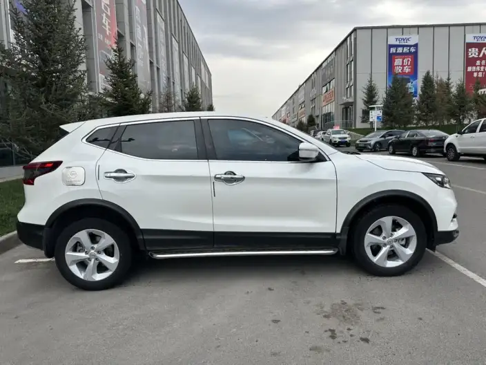 Nissan Qashqai 2022 Model 2.0L XV Smart Edition – фото 7