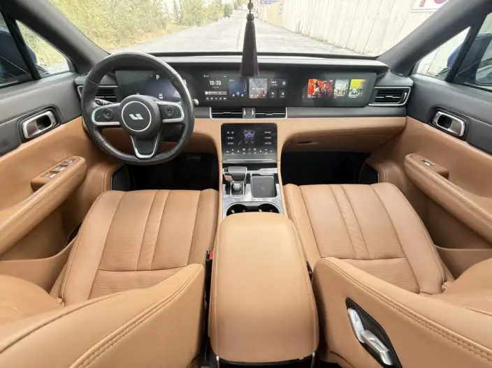 Li Auto ONE 2020 Model Extended Range 6 seat Edition – фото 7