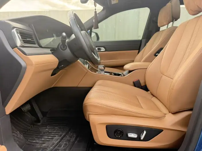 Li Auto ONE 2020 Model Extended Range 6 seat Edition – фото 8