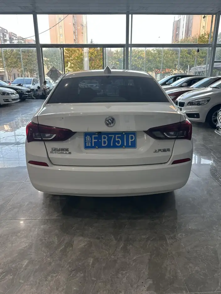 Excelle 2020 Model 15N CVT Elite Model – фото 5