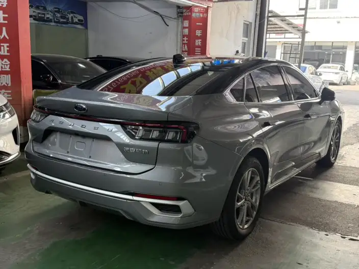 Ford Mondeo 2023 Model EcoBoost 245 Luxury Model – фото 6
