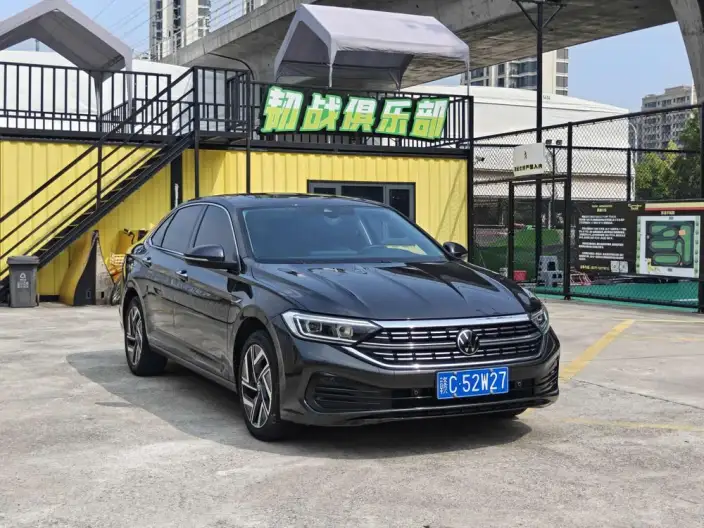 Volkswagen Sagitar 2023 Model 300TSI DSG Beyond Edition – фото 3