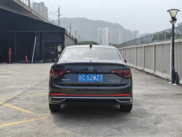 Volkswagen Sagitar 2023 Model 300TSI DSG Beyond Edition – фото 6