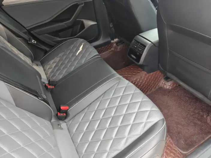 Volkswagen Sagitar 2023 Model 300TSI DSG Beyond Edition – фото 10