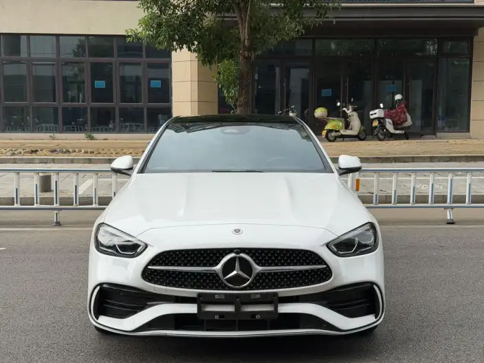 Mercedes-Benz C-Class 2022 Model C 260 L Sports Edition – фото 2