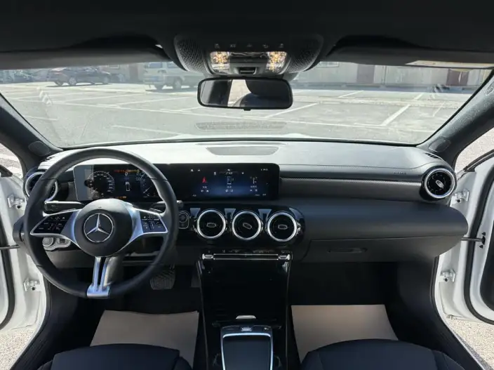 Mercedes-Benz A-class 2024 Model A 180 L – фото 10