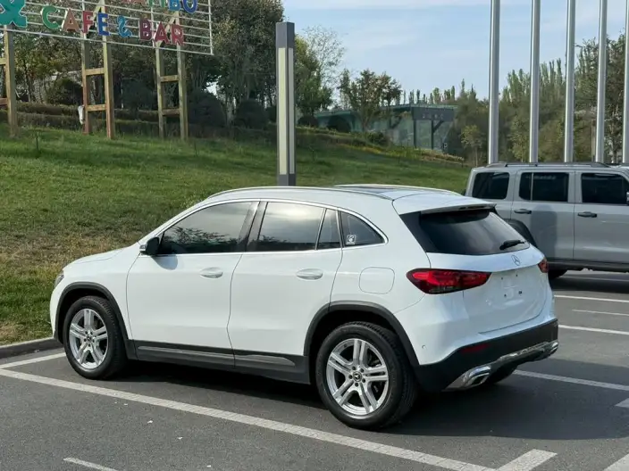 Mercedes-Benz GLA 2020 Model GLA 180 – фото 4