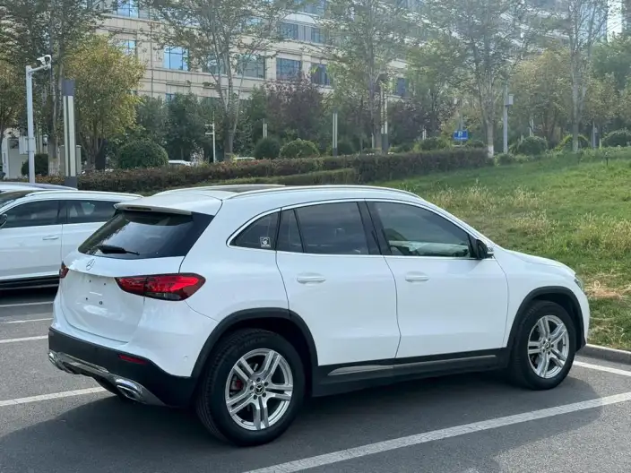 Mercedes-Benz GLA 2020 Model GLA 180 – фото 6