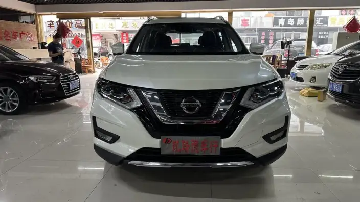 Nissan X-Trail 2020 Model 2.5L CVT Luxury Pilot Edition 4WD – фото 2