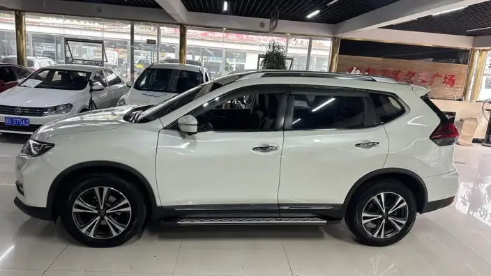 Nissan X-Trail 2020 Model 2.5L CVT Luxury Pilot Edition 4WD – фото 4