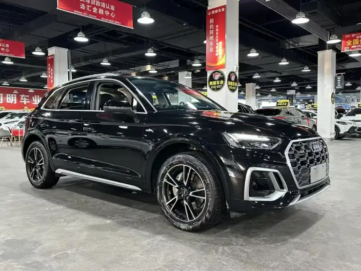 Audi Q5L 2024 Model 40TFSI Fashion Dynamic Model – фото 3