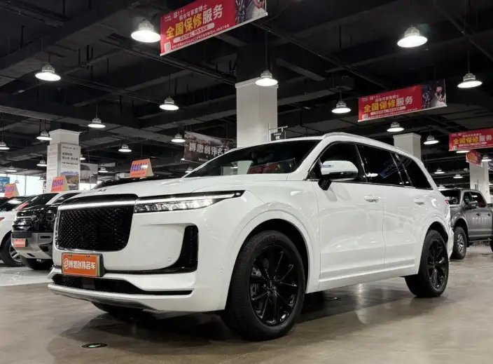 Li Auto ONE 2021 Model Extended Range 6 seat Edition – фото 10