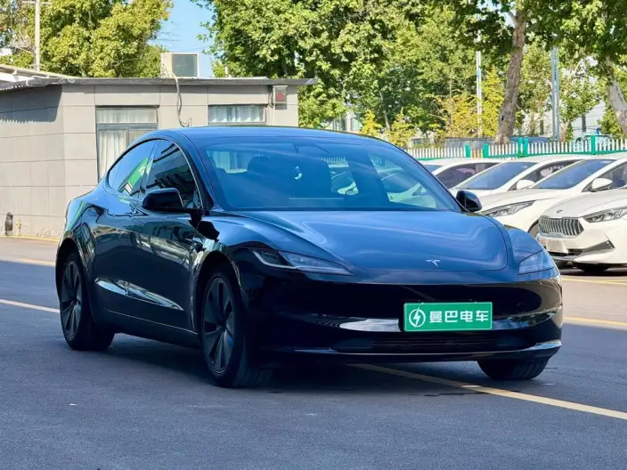 Model 3 2023 Model Rear-wheel drive version – фото 3
