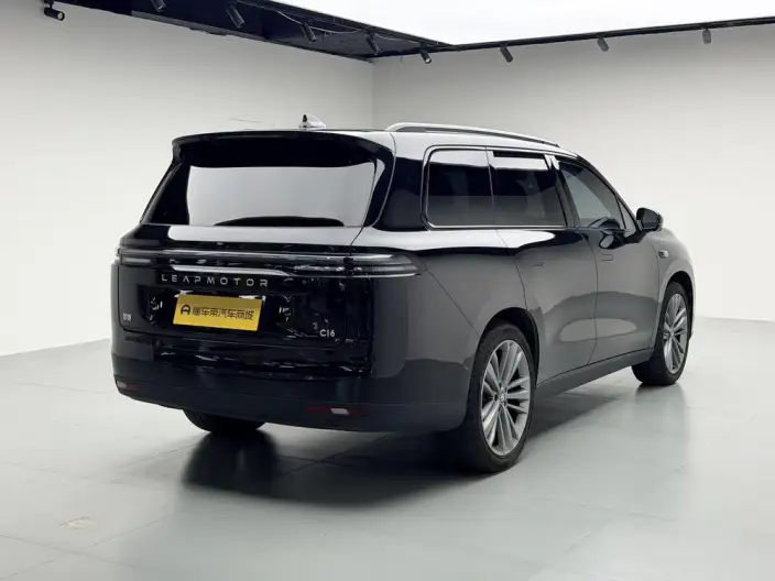 Leapmotor C16 2024 Model EV Edition 520 Exclusive Edition – фото 7