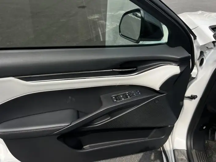 Ford Mondeo 2022 Model Facelift EcoBoost 245 Luxury Model – фото 10