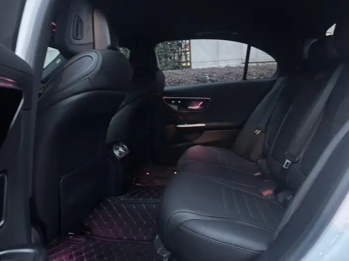 Mercedes-Benz C-Class 2023 Model C 200 L Sports Edition – фото 9