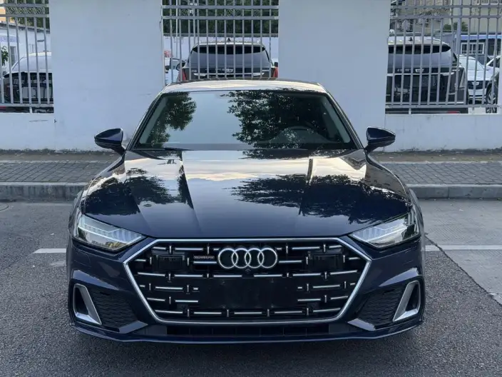 Audi A7 L 2022 Model 45 TFSI quattro S-line Black Samurai Edition