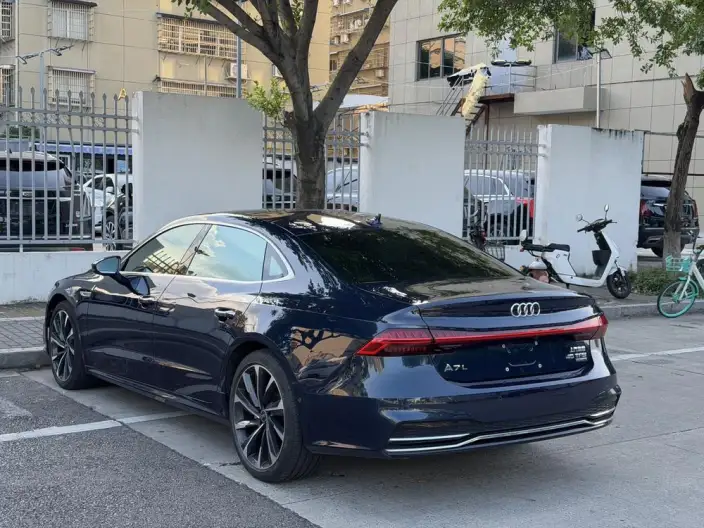 Audi A7 L 2022 Model 45 TFSI quattro S-line Black Samurai Edition