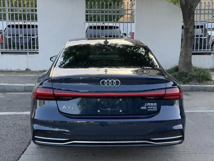 Audi A7 L 2022 Model 45 TFSI quattro S-line Black Samurai Edition – фото 5