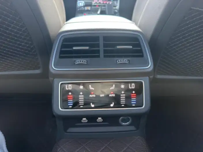 Audi A7 L 2022 Model 45 TFSI quattro S-line Black Samurai Edition – фото 8