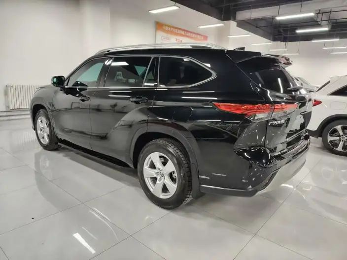 Toyota Highlander 2026 Model Hybrid 2.5L 2WD Elite Edition 5 seat – фото 4