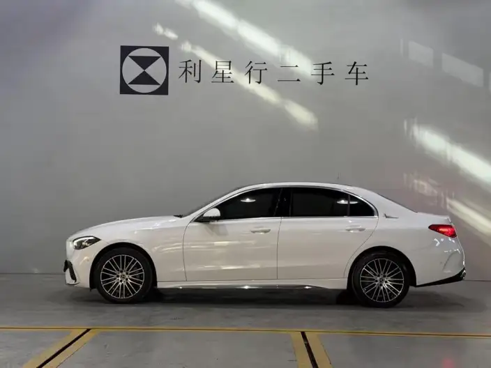 Mercedes-Benz C-Class 2024 Model C 260 L Sports Edition – фото 3
