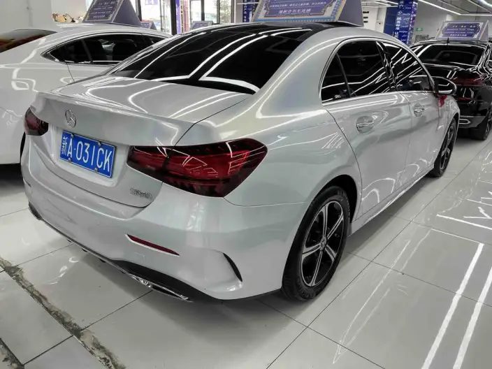 Mercedes-Benz A-class 2024 Model A 200 L Dynamic Edition – фото 4